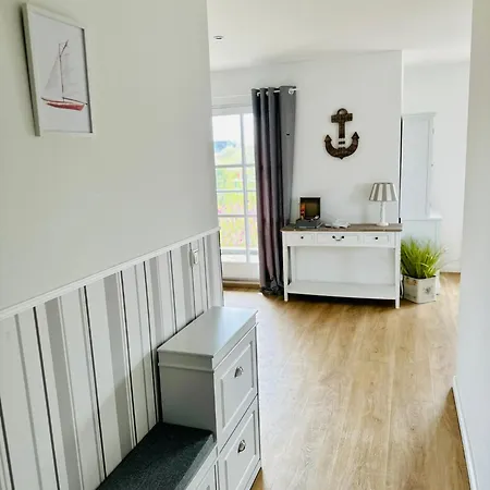 Grosse Deluxe Ferienwohnung Mit Balkon, 2 Sz Und Nur 300M Zum Strand Kellenhusen Exterior foto