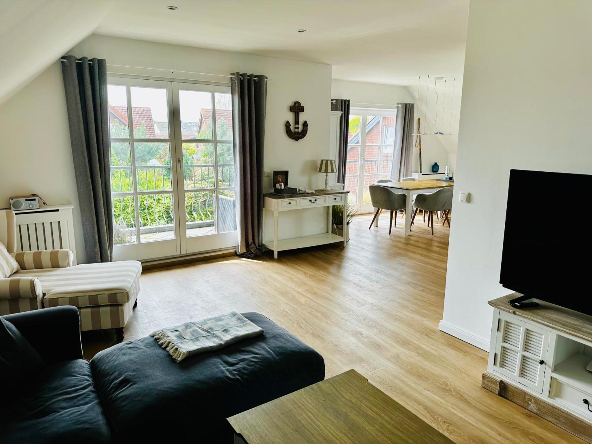 Grosse Deluxe Mit Balkon, 2 Sz Und Nur 300m Zum * Kellenhusen