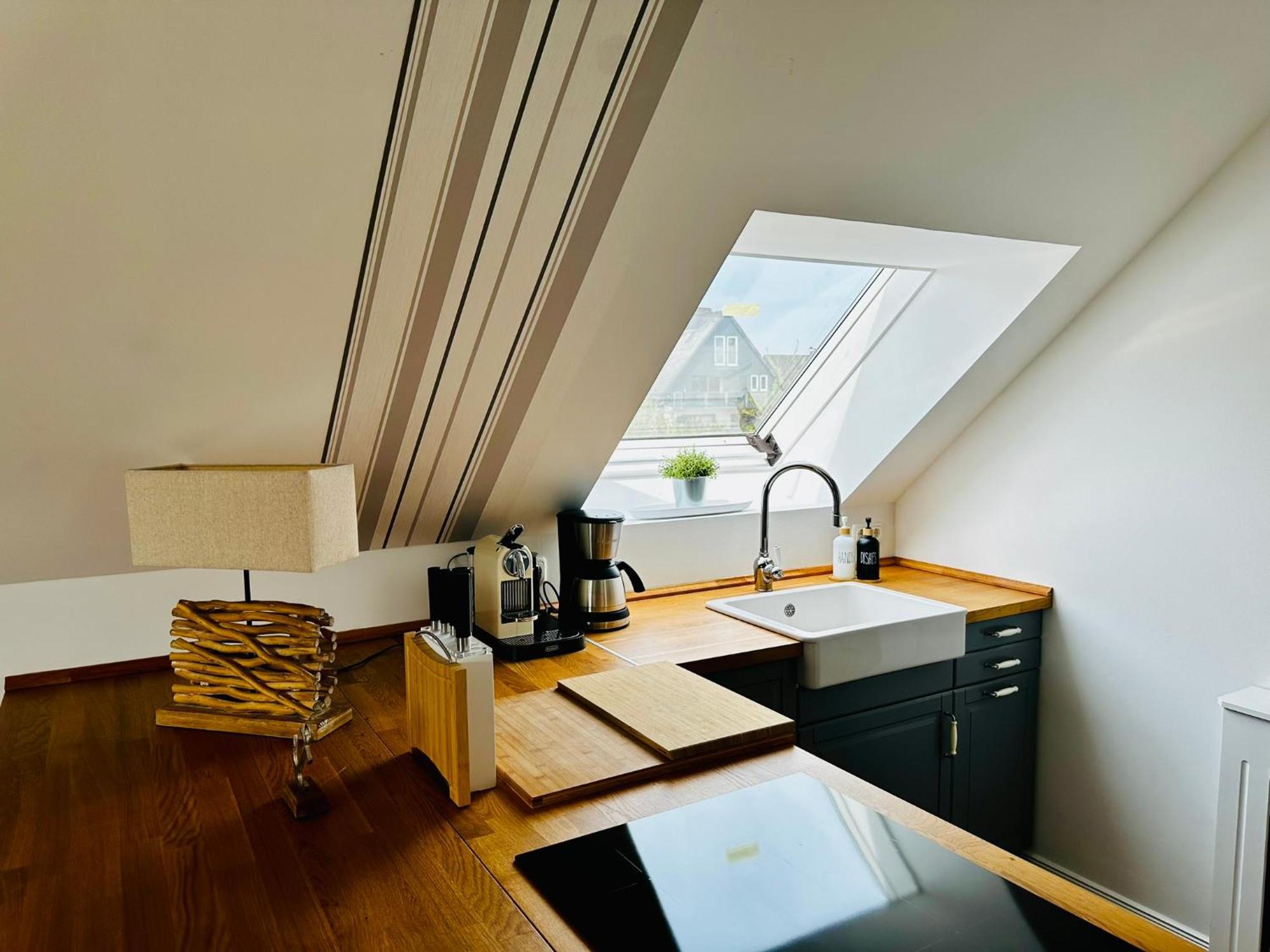 Grosse Deluxe Mit Balkon, 2 Sz Und Nur 300m Zum Apartment