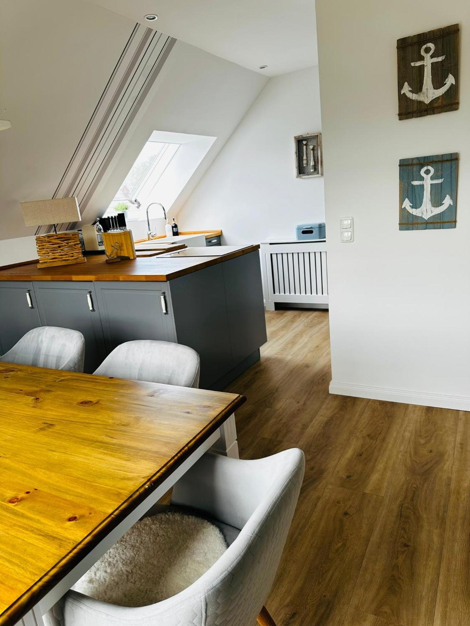 Grosse Deluxe Mit Balkon, 2 Sz Und Nur 300m Zum Apartment Kellenhusen